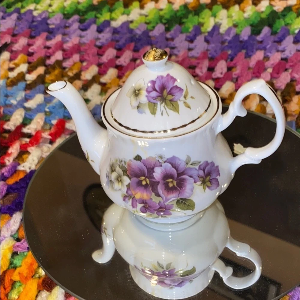 Royal Patrician bd &s Staffordshire elegant white
